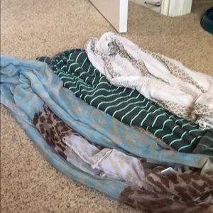 3 infinity scarves